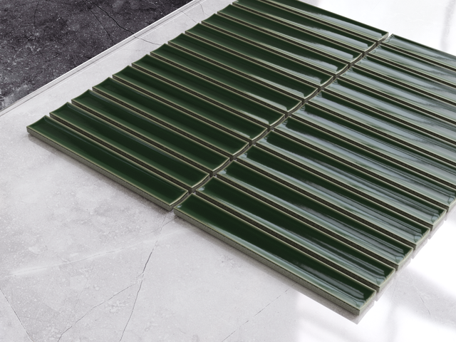 Ceramic mesh mosaic for bathroom or kitchen 29.5 cm x 29.0 cm - Emerald matte