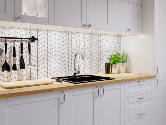 Porcelain stoneware mosaic on mesh for bathroom or kitchen 17.2 cm x 29.8 cm - Marble polished arrow