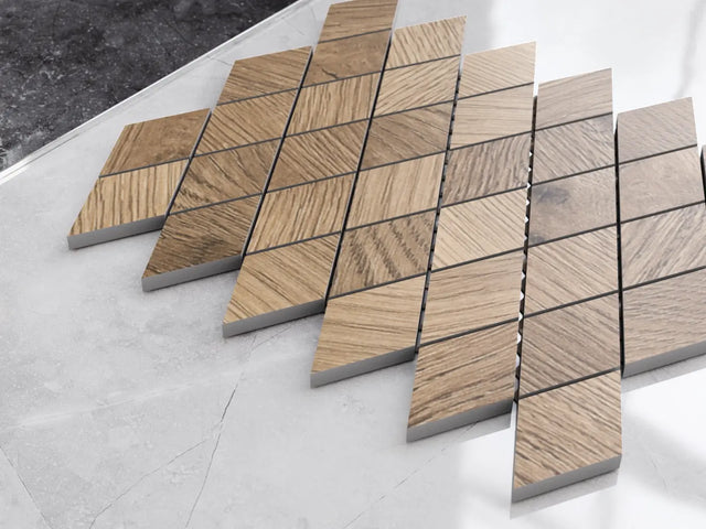 Mosaico de gres en red para baño o cocina 29.2 cm x 25 cm – mármol Carrara rombo