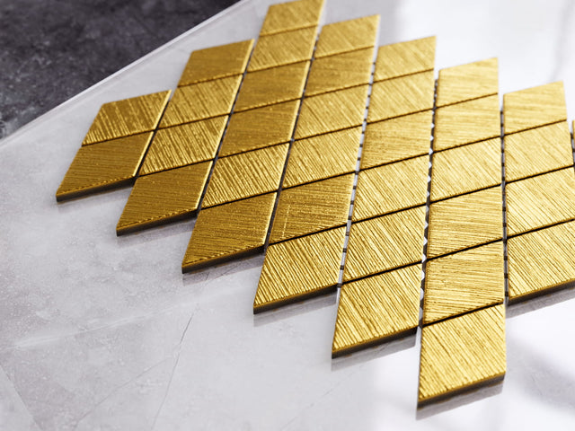 Glass mosaic on mesh for bathroom or kitchen 26.5 cm x 30.5 cm - Gold lake