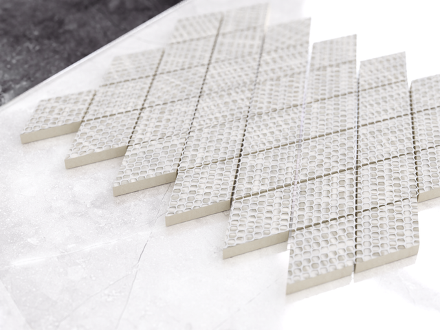 Mosaico in gres su rete per bagno o cucina 29.2 cm x 25 cm – White cream romb