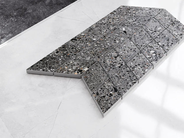 Mosaico in gres su rete per bagno o cucina 17.2 cm x 29.8 cm - Multistone mini chevron