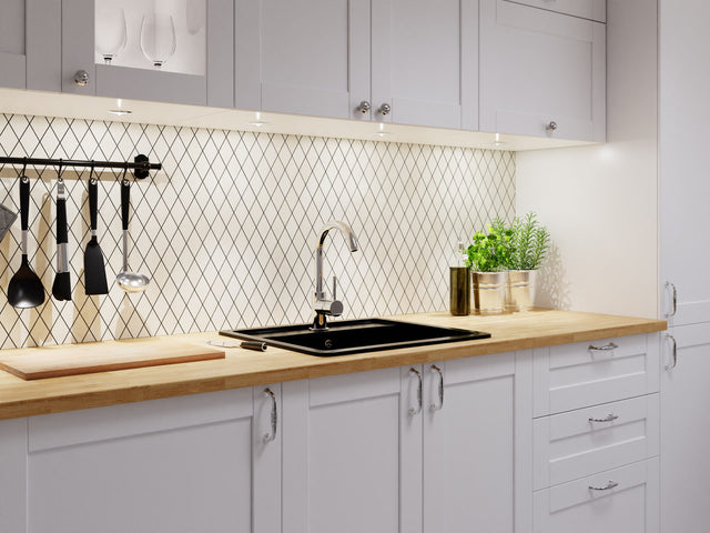 Mosaico in gres su rete per bagno o cucina 29.2 cm x 25 cm – White cream romb