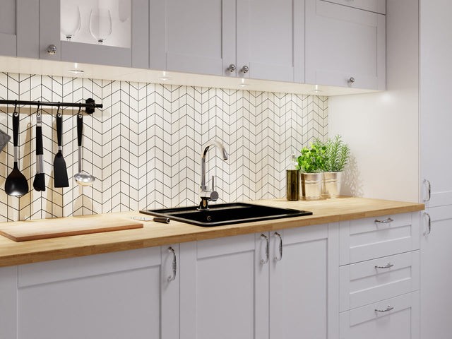 Mosaico in gres su rete per bagno o cucina 17.2 cm x 29.8 cm - White arrow