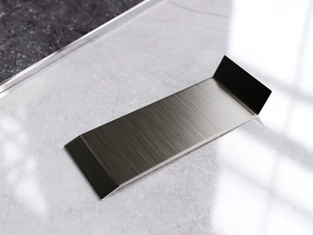 Skirting Board F and accessories in steel 270 cm - Satin black