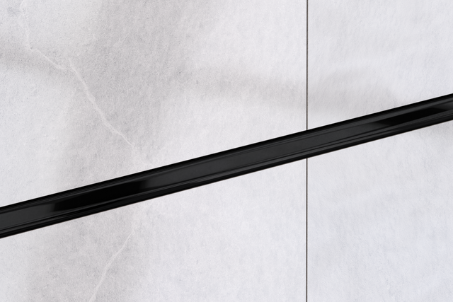 Dekorative Glasleiste für Bad oder Küche Schwarz absolut