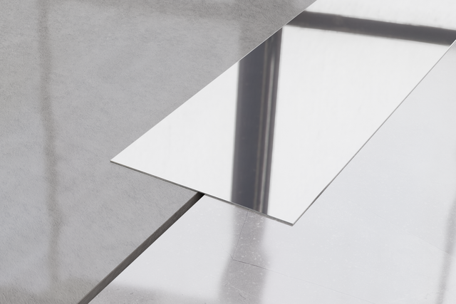 Bande I en acier inoxydable décorative pour murs argent brillant