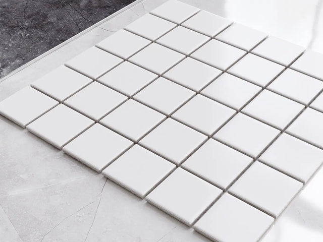 Mosaic ceramic on net for bathroom or kitchen 30.2 cm x 30.2 cm - White chaturanga