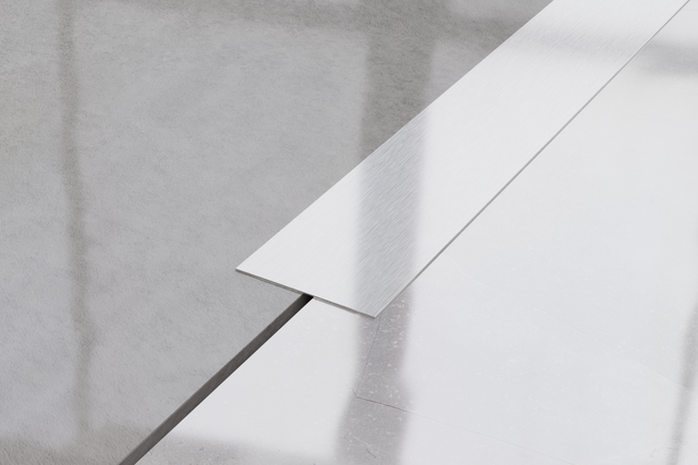 Striscia I in acciaio inossidabile decorativa per pareti argento satinato