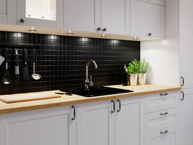 Mosaico in ceramica su rete per bagno o cucina 30.2 cm x 30.2 cm - Black chaturanga