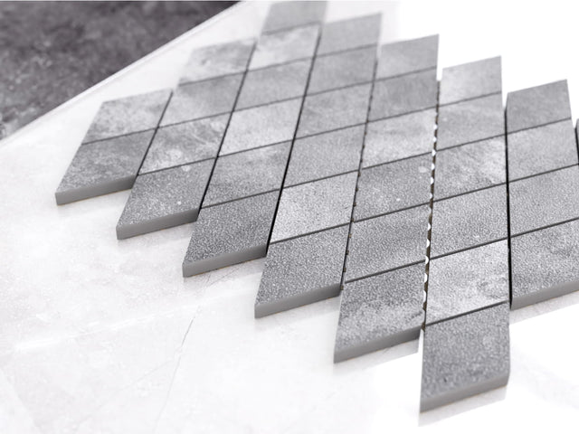 Mosaico in gres su rete per bagno o cucina 29.2 cm x 25 cm – Gray caro