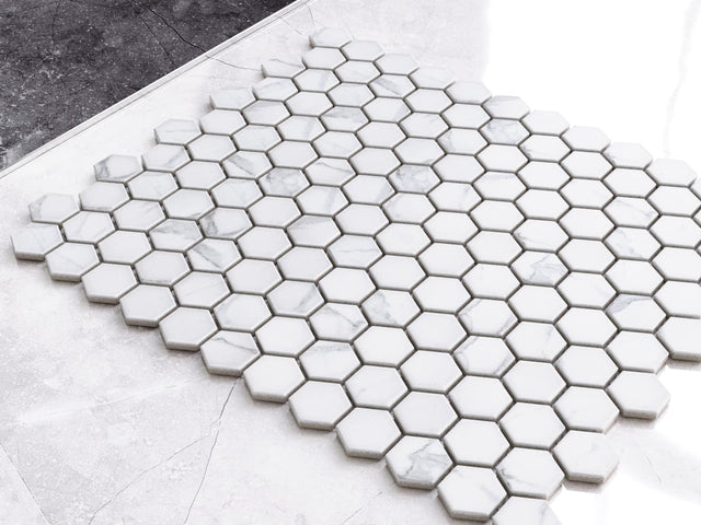 Mosaic ceramic on net for bathroom and kitchen in ceramic 30 cm x 26 cm - Marble hive