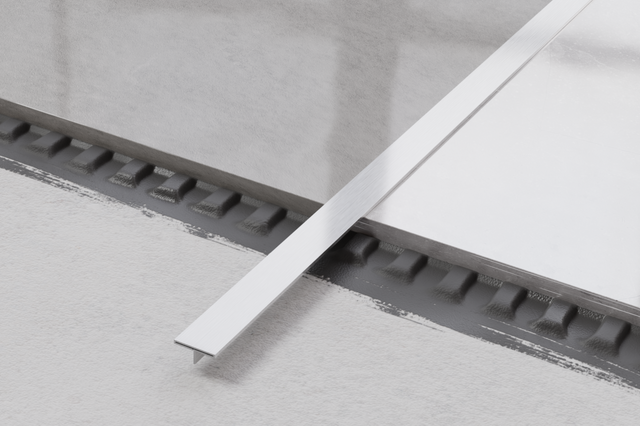 Profil décoratif Ts pour joint de couverture rectifié en acier inoxydable argent satiné