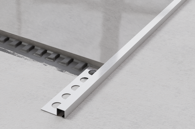 Profil décoratif d'angle QS en acier inoxydable rectifié satiné argenté