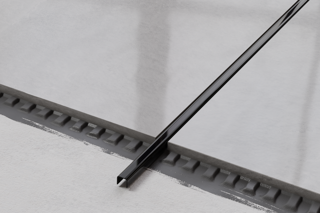 Perfil C de unión en acero inoxidable negro brillante