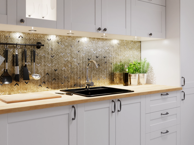 Satin aluminum mosaic on mesh for bathroom or kitchen 30 cm x 30 cm – Gold Chevron