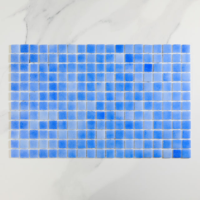 Mosaico in vetro pressato per piscine, bagni e saune 32.5 cm x 51.5 cm - Marine Blue