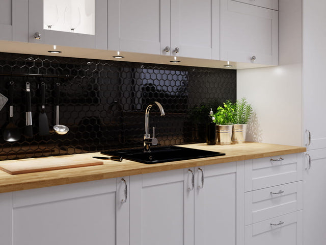 Mosaico in vetro su rete per bagno o cucina 25.5 cm x 24.7 cm - Liquid black