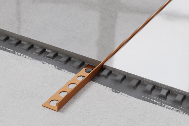 Profil décoratif en J d'angle en acier inoxydable - cuivre satiné