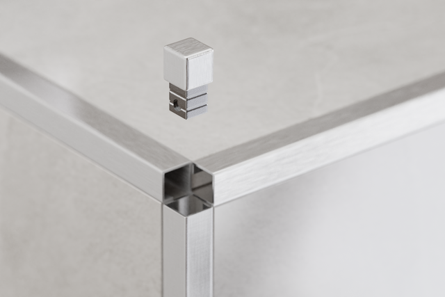 Finition angulaire pour profils en acier inoxydable Q et P argent satiné non rectifié