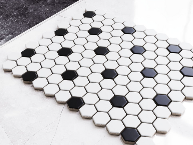 Mosaico esagonale in ceramica su rete per bagno e cucina in ceramica 30 cm x 26 cm - White Honey