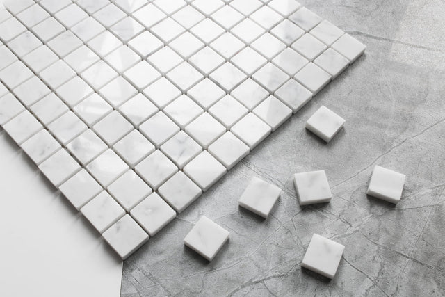 Natural stone mosaic, marble, on mesh for bathroom or kitchen 30 cm x 30 cm - Carrara