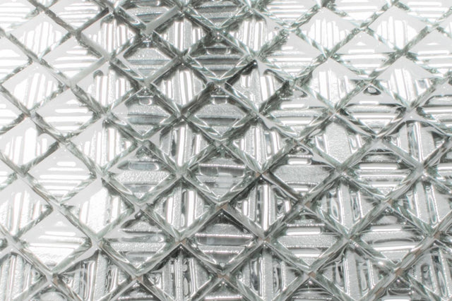 Mosaico in vetro su rete per  bagno o cucina 30 cm x 30 cm - Silver labirynth