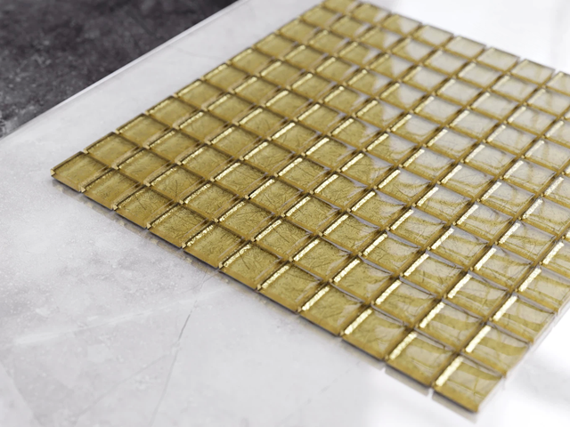 Glass mosaic on mesh for bathroom or kitchen 30 cm x 30 cm - Crushed gold