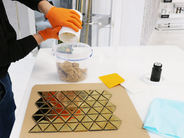 Zweikomponentiger Epoxidspachtel zur Fugenfüllung - Metallisches Gold