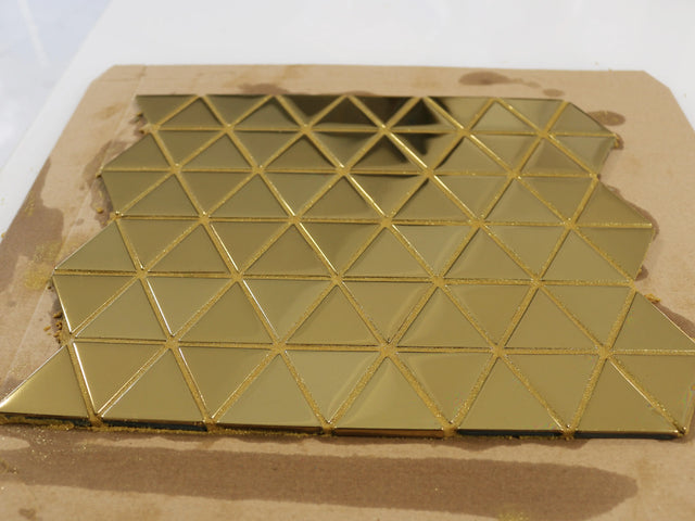 Zweikomponentiger Epoxidspachtel zur Fugenfüllung - Metallisches Gold