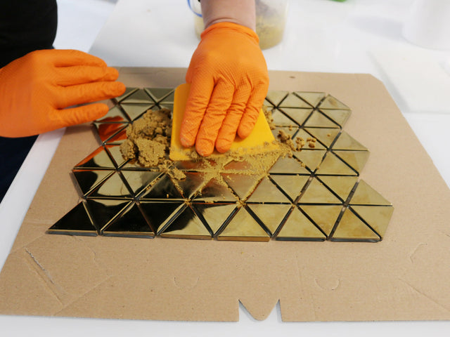 Zweikomponentiger Epoxidspachtel zur Fugenfüllung - Metallisches Gold