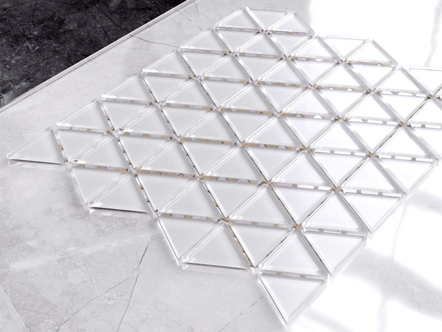 Glass mosaic on mesh for bathroom or kitchen 26.3 cm x 30.3 cm - White River