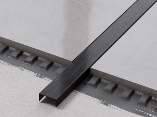 Profilo U di raccordo in acciaio inossidabile rettificato nero satinato