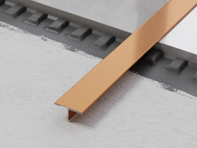 Profil décoratif en T avec couvercle de jonction en acier inoxydable cuivre satiné