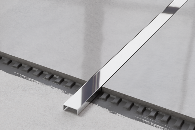 Profil U aus poliertem Edelstahl