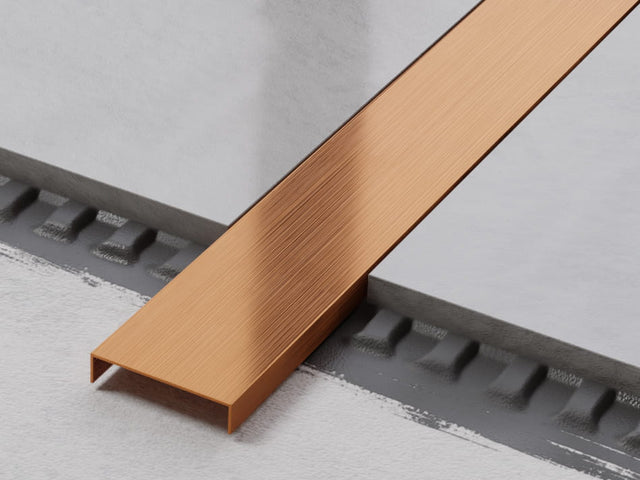 Profil U aus rostfreiem Stahl, geschliffen, satiniert Kupfer