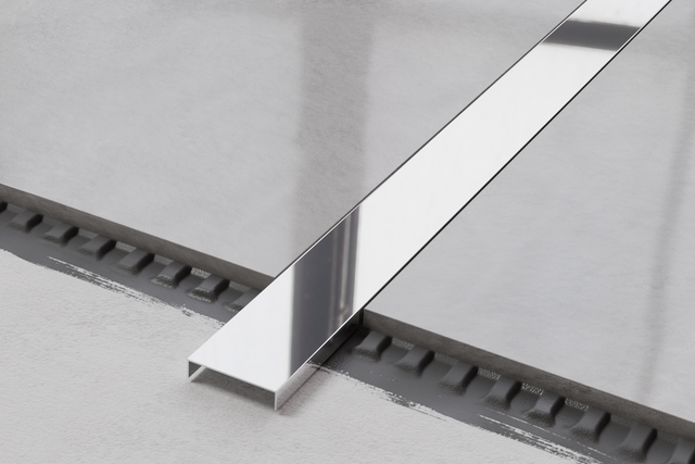 U profile connection in polished silver ground stainless steel