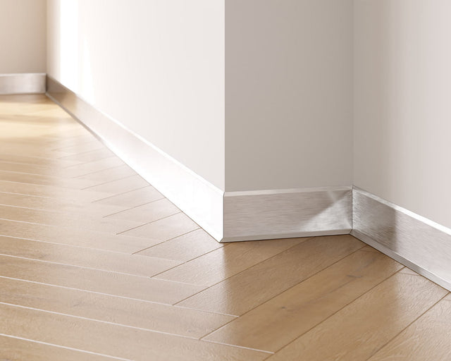 Sockelleiste F und Zubehör aus Stahl 270 cm - Satin Silber