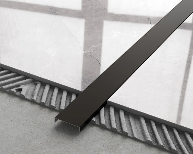 Profilo di raccordo a U in acciaio inox rettificato 2440 mm x 40 mm x 9 mm - nero opaco