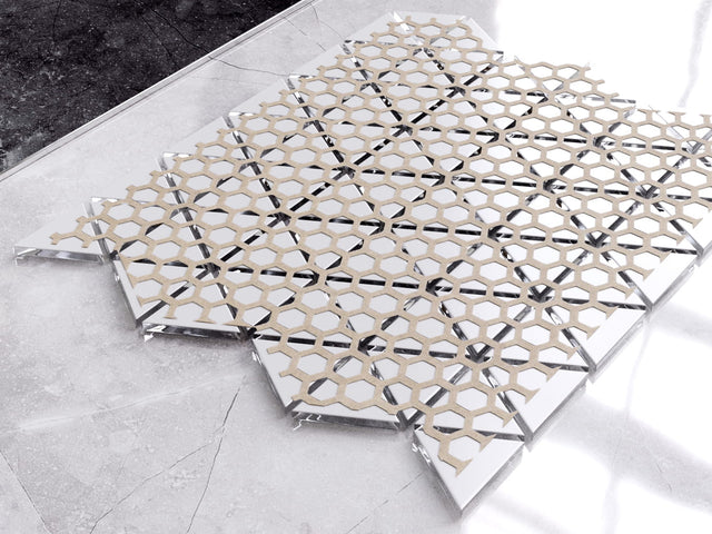 Glass mosaic on mesh for bathroom or kitchen 26.3 cm x 30.3 cm - White River