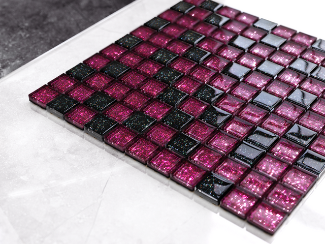 Glass mosaic on mesh for bathroom or kitchen 30 cm x 30 cm - Purple sunset