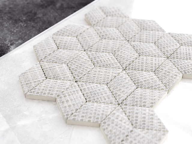 Stoneware mosaic on mesh for bathroom or kitchen 30.5 cm x 26.5 cm - Milky way