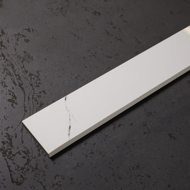 Battiscopa in ceramica 120 cm × 7 cm, spessore 0,9 cm, smussato e colorato - Carrara