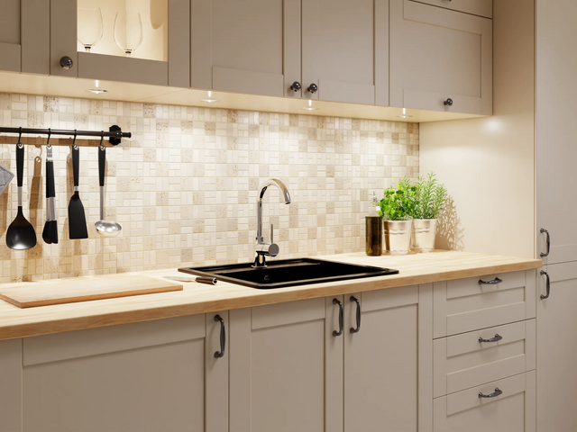 Natural stone mosaic on mesh, R11, for bathroom or kitchen 29.6 cm x 29.6 cm - Heart of stone