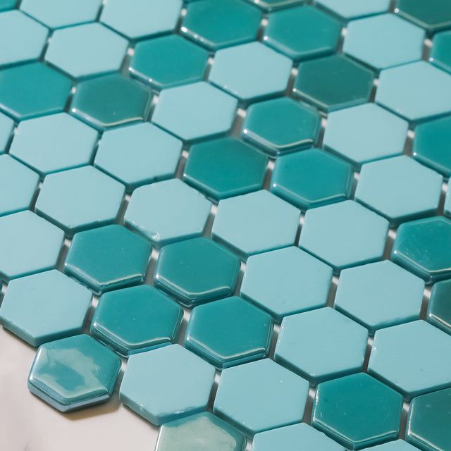 Mosaïque en verre pressé sur filet pour salle de bain et cuisine 52 cm x 34 cm - Hexa artistic