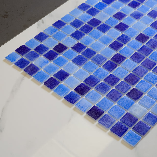 Mosaico in vetro pressato per piscine, bagni e saune 32.5 cm x 51.5 cm - Deep crystal