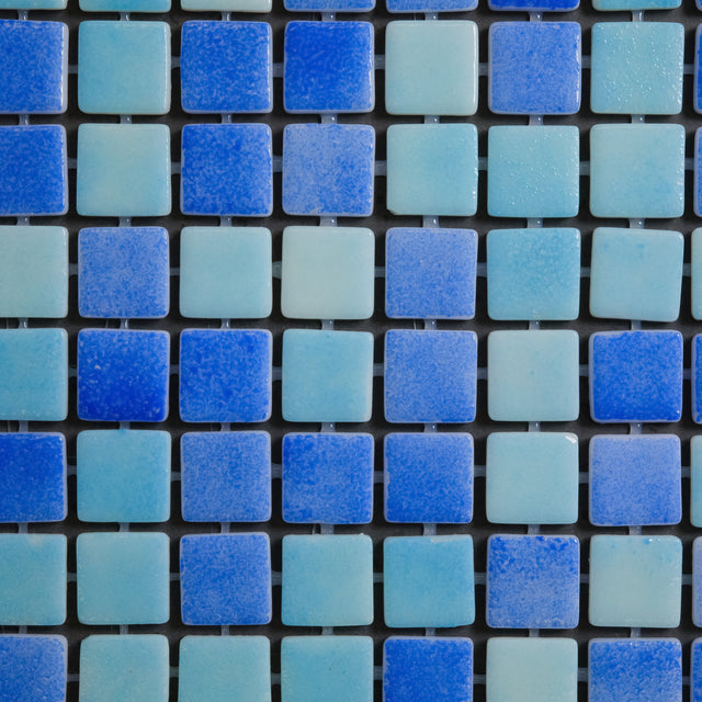 Mosaico in vetro pressato per piscine, bagni e saune 32.5 cm x 51.5 cm - Bright Aqua