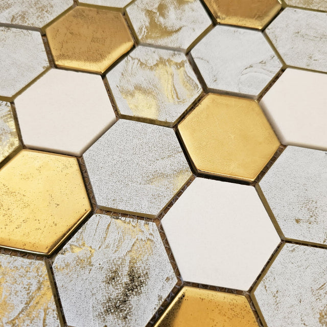 Mosaïque en verre hexagonale sur filet pour salle de bain ou cuisine 30 cm x 30.3 cm - Lave blanche