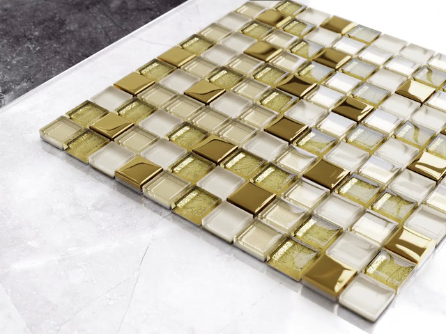 Glass mosaic on mesh for bathroom or kitchen 30 cm x 30 cm - Pure gold