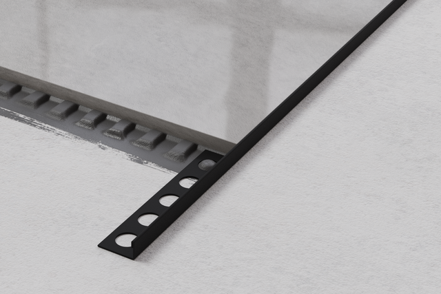Profilo angolare J in acciaio inox per piastrelle 12 mm x 2700 mm - nero opaco